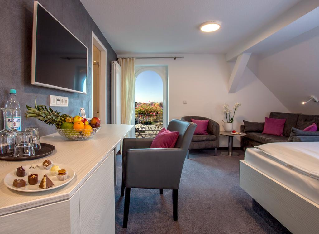 Ebner - Boutique-Hotel & Konditorei Линдау Екстериор снимка