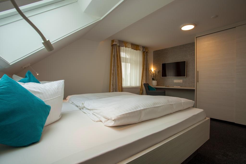 Ebner - Boutique-Hotel & Konditorei Линдау Екстериор снимка